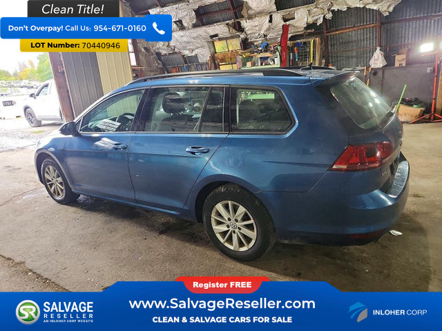 Used 2016 Volkswagen Golf S FWD image 3
