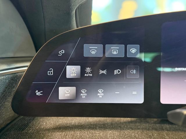 Used 2025 Lucid Air Touring AWD/4WD image 30
