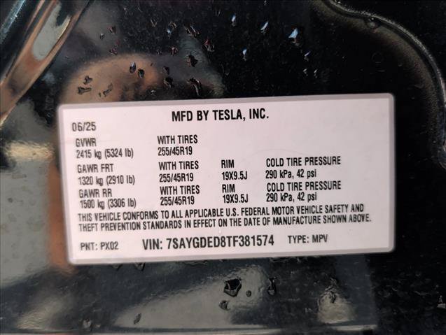 Used 2026 Tesla Model Y 2WD image 27