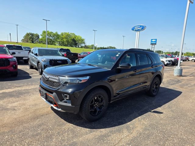 Used 2023 Ford Explorer Timberline w/ Timberline Technology Package AWD/4WD image 3