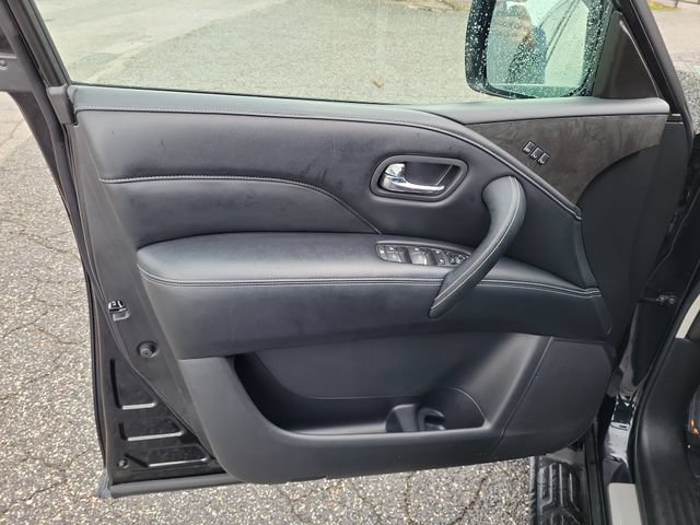 Used 2023 INFINITI QX80 Luxe w/ Cargo Package AWD/4WD image 17