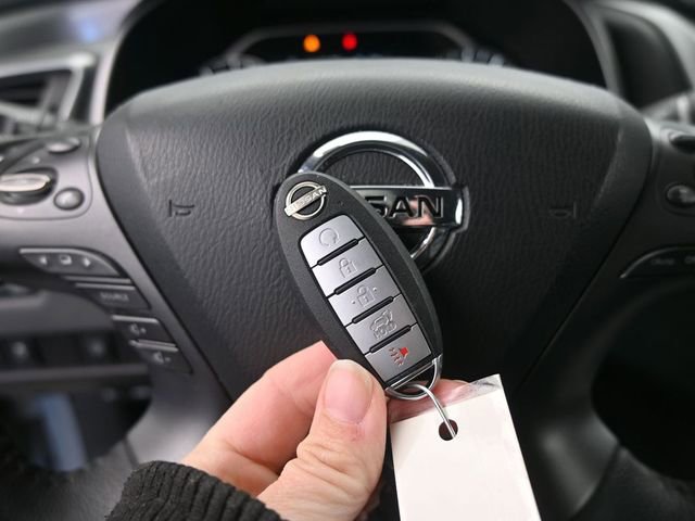 Used 2022 Nissan Murano SV w/ SV Midnight Edition Package image 36