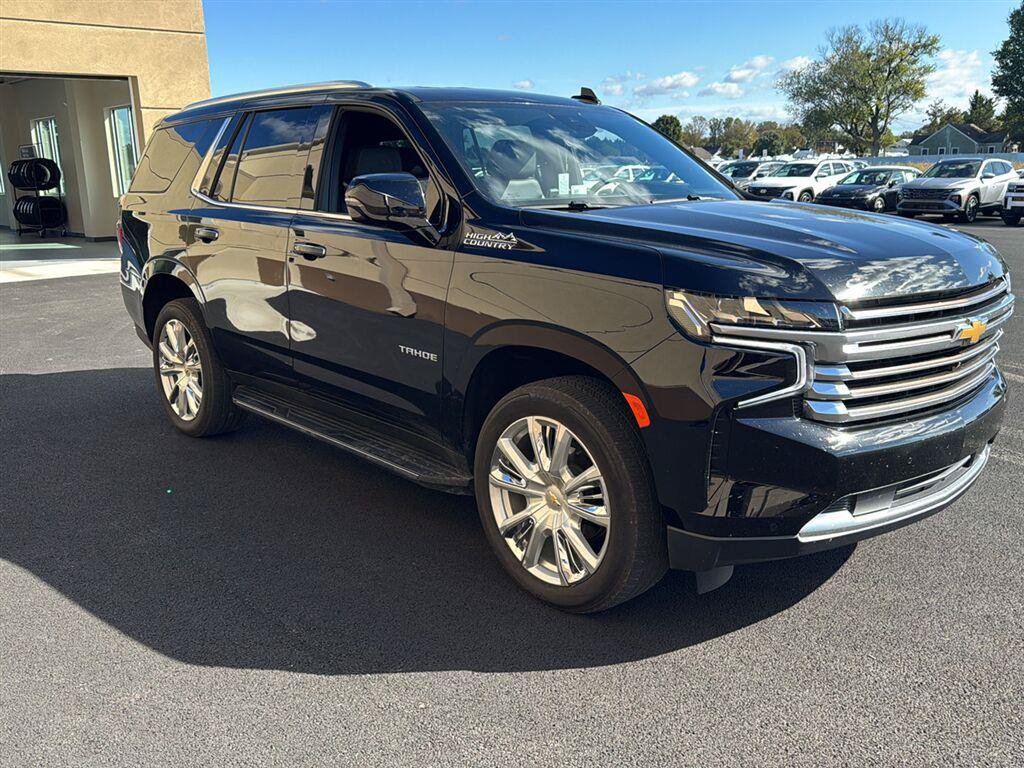 Used 2024 Chevrolet Tahoe High Country AWD/4WD image 5