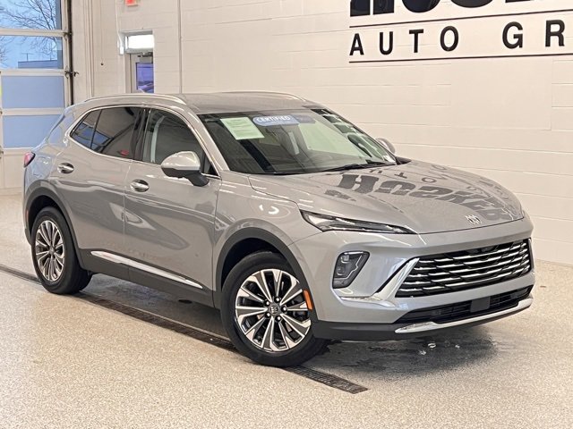 Certified 2025 Buick Envision Preferred