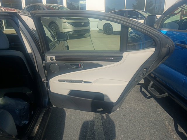 Used 2014 Lexus LS 460 L RWD image 24