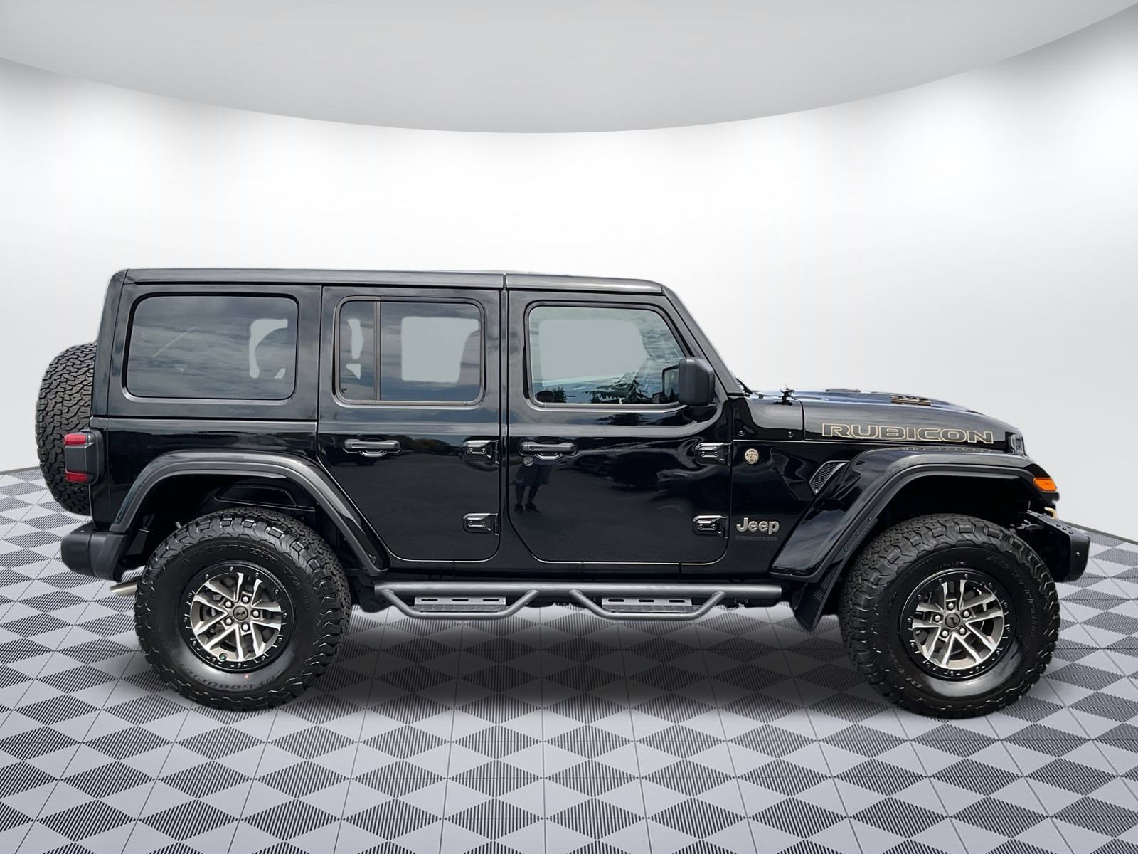 Used 2024 Jeep Wrangler Unlimited Rubicon 392 image 2
