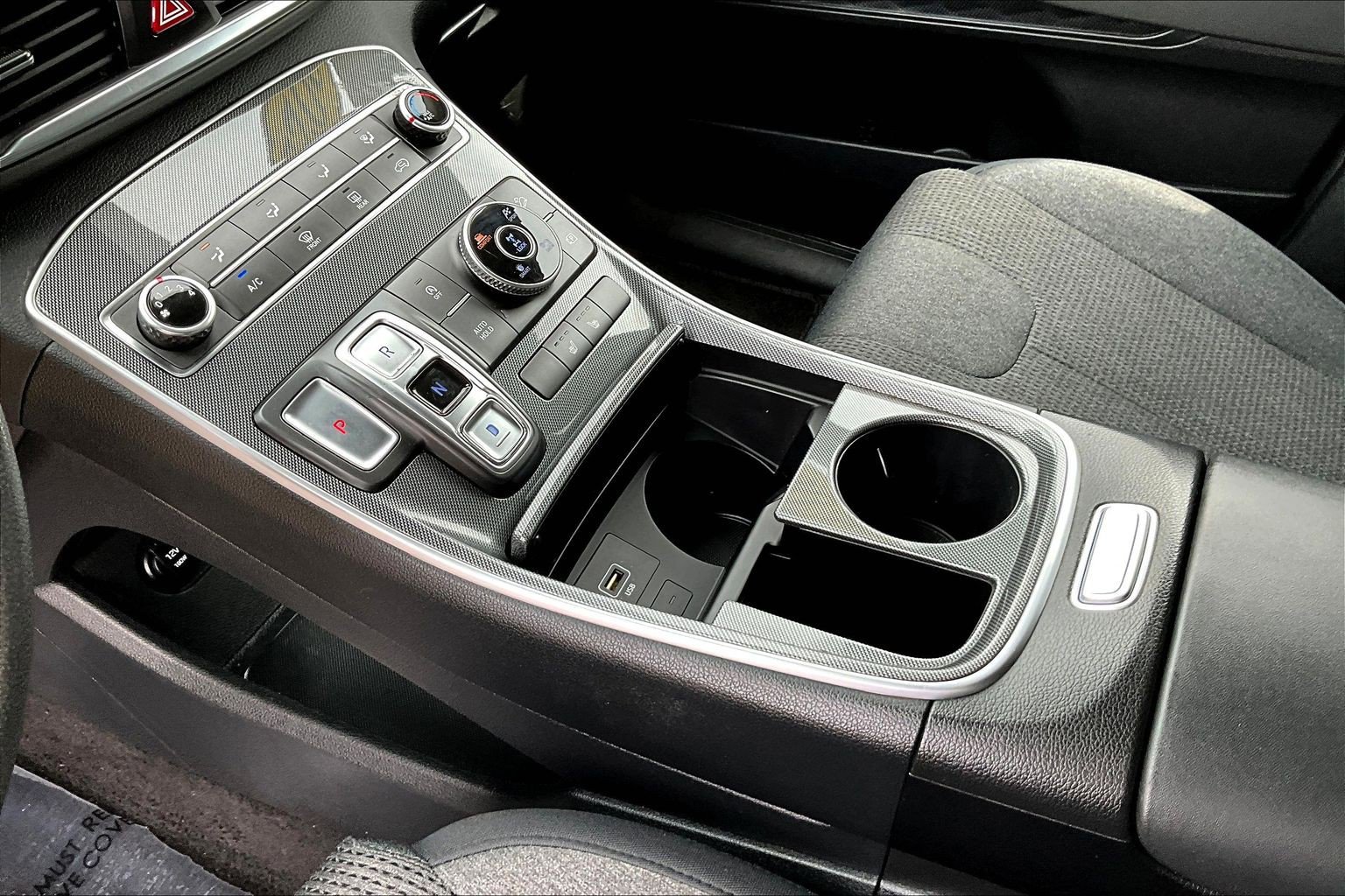 Used 2022 Hyundai Santa Fe SEL image 14