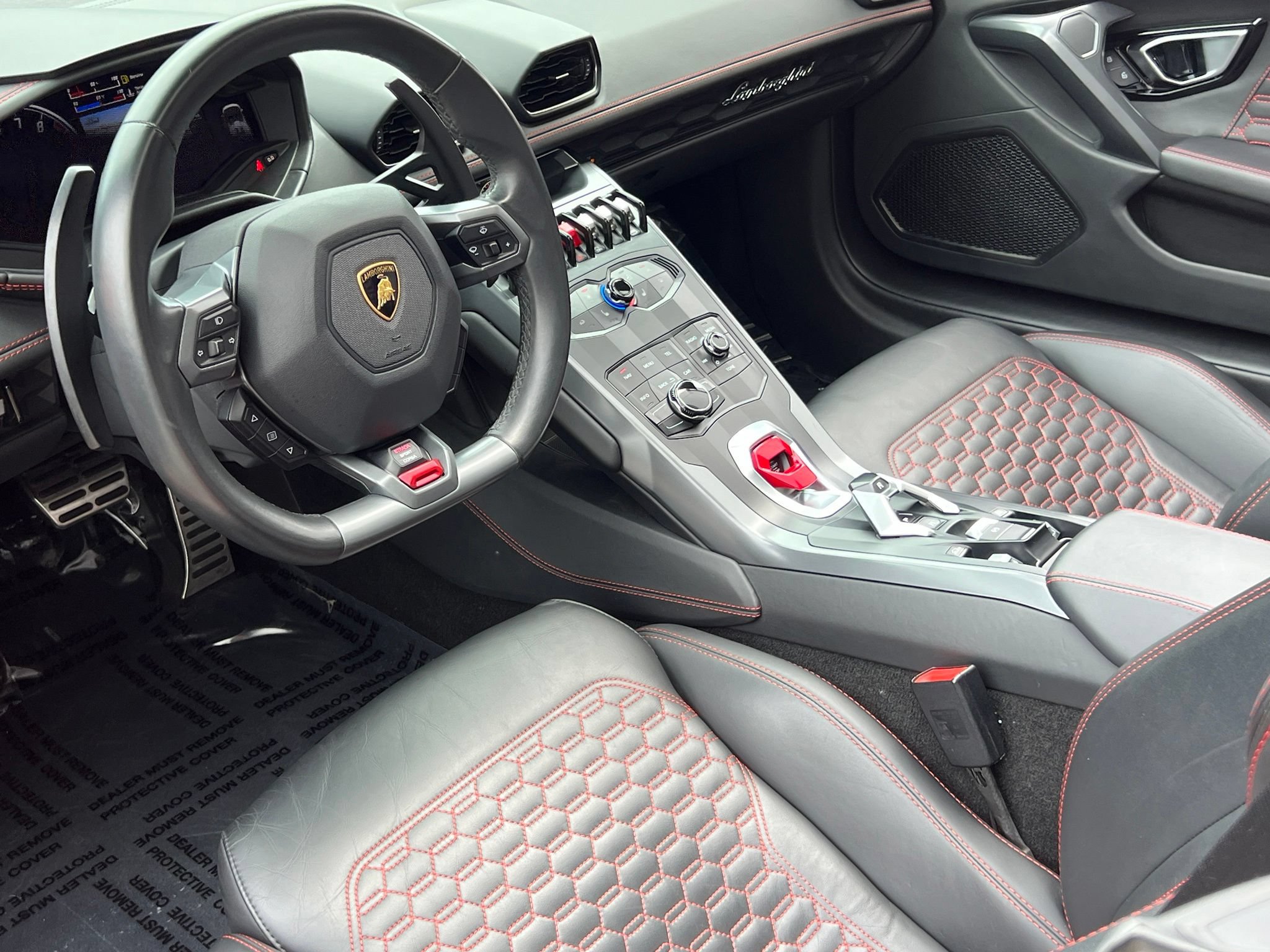 Used 2017 Lamborghini Huracan LP 580-2 RWD image 2