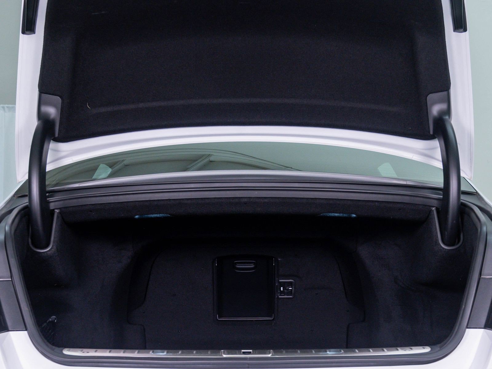 Used 2023 Genesis G90 3.5T AWD/4WD image 8