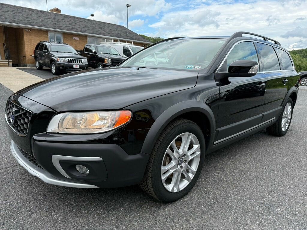 Used 2016 Volvo XC70 T5 Premier w/ Proximity Package image 7