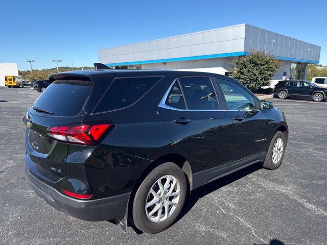 Used 2024 Chevrolet Equinox LT AWD/4WD image 11