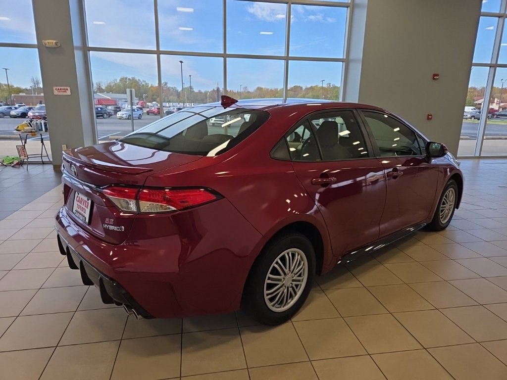 Used 2024 Toyota Corolla SE image 7