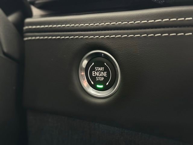 New 2026 Cadillac Escalade Platinum Luxury w/ LPO, Floor Liner Package image 33