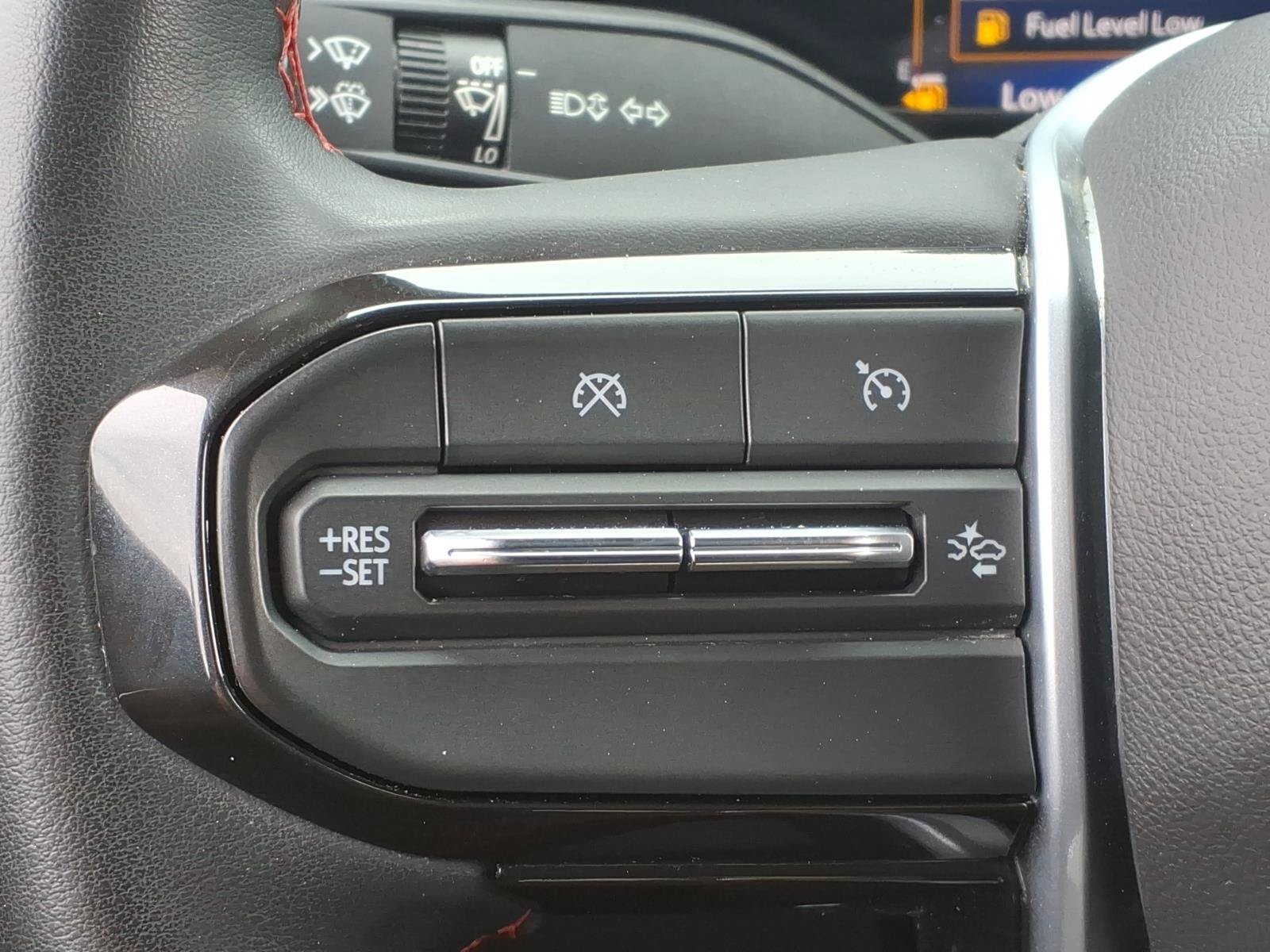Used 2023 Chevrolet Colorado Z71 w/ Z71 Convenience Package 2 AWD/4WD image 29
