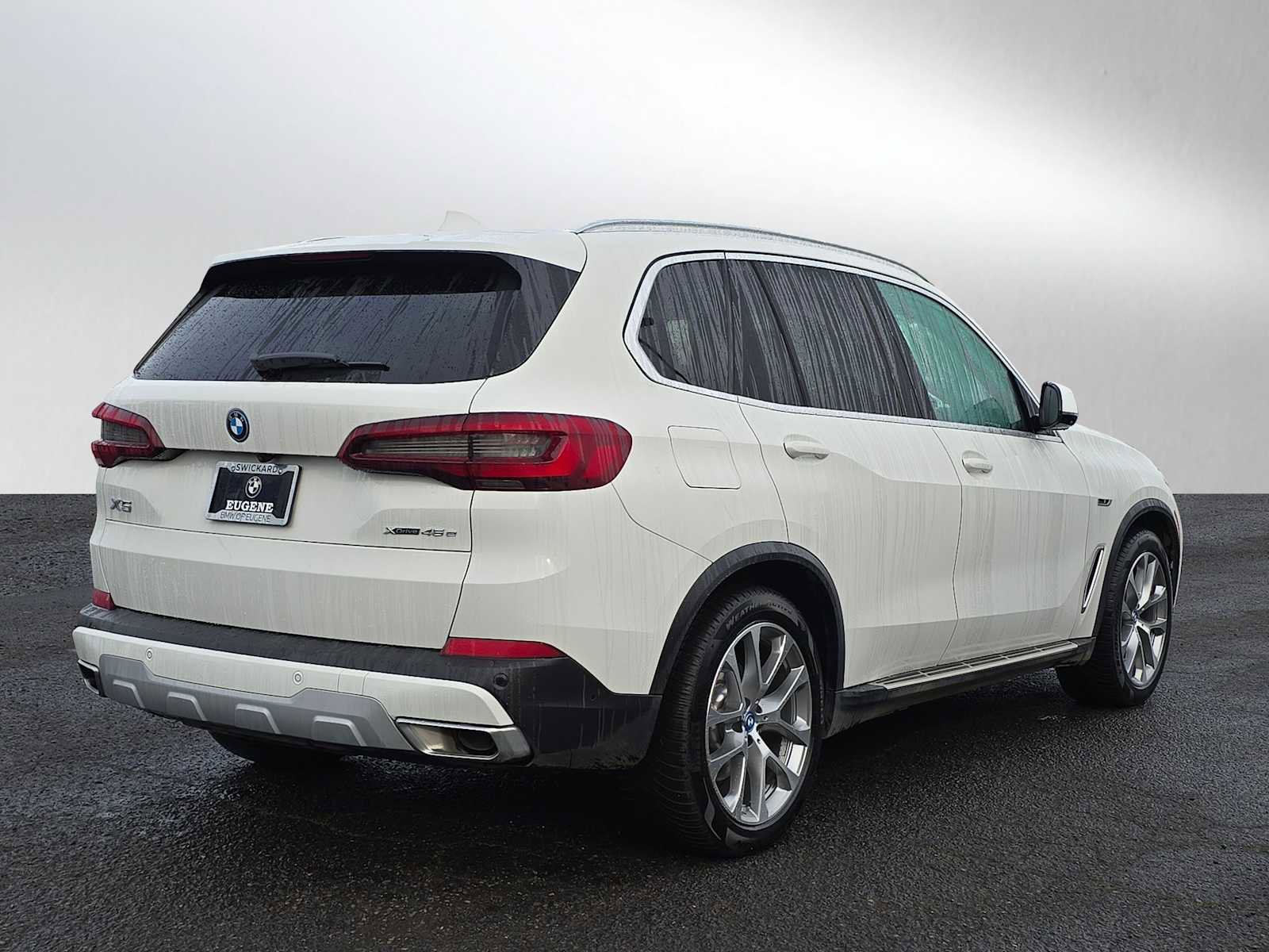 Used 2023 BMW X5 xDrive45e w/ Climate Comfort Package image 3