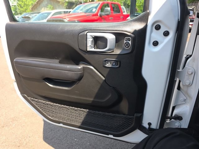 Used 2024 Jeep Wrangler Unlimited Sport AWD/4WD image 21