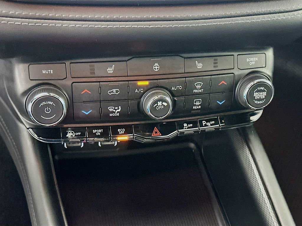 Used 2021 Dodge Durango GT image 15