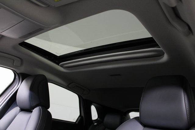 Used 2025 MAZDA CX-30 AWD 2.5 S w/ Premium Package image 21