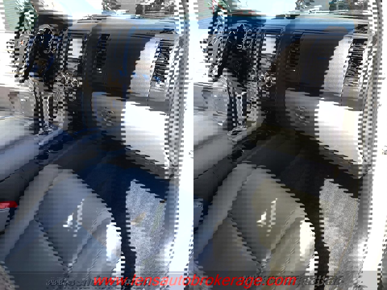 Used 2017 Toyota Sequoia Limited w/ Safety & Convenience Package RWD image 24