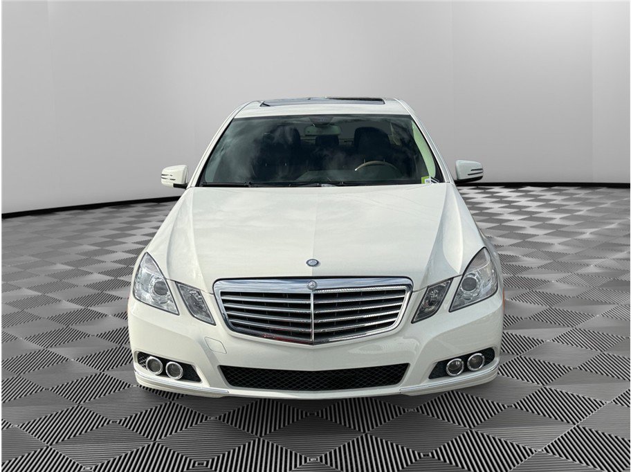 Used 2010 Mercedes-Benz E 350 4MATIC Sedan image 8