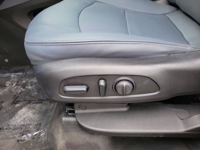 Used 2020 Buick Enclave Essence FWD image 15