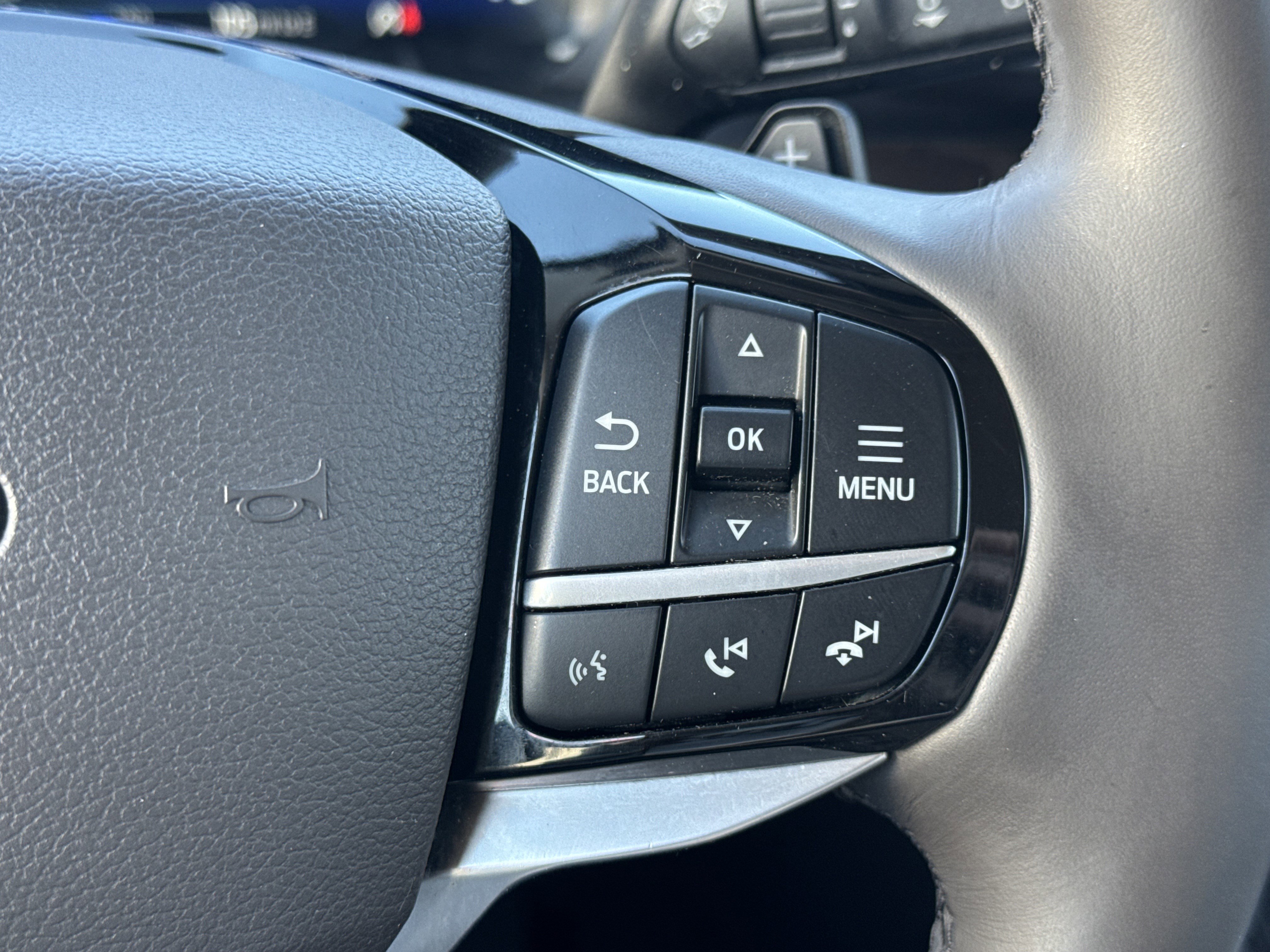 Used 2021 Ford Explorer Platinum w/ Equipment Group 601A image 17