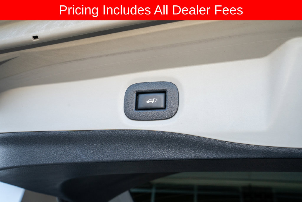 Used 2018 Nissan Rogue SV FWD image 6