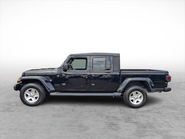 Certified 2023 Jeep Gladiator Sport AWD/4WD image 2