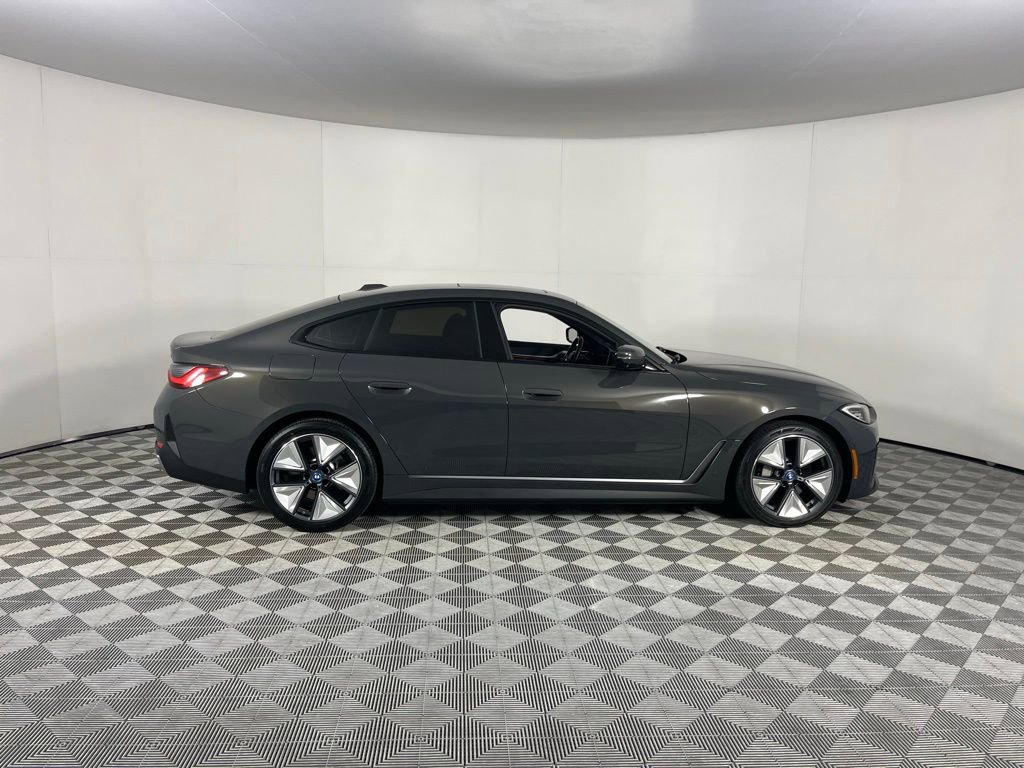 Used 2022 BMW i4 eDrive40 w/ Premium Package image 5