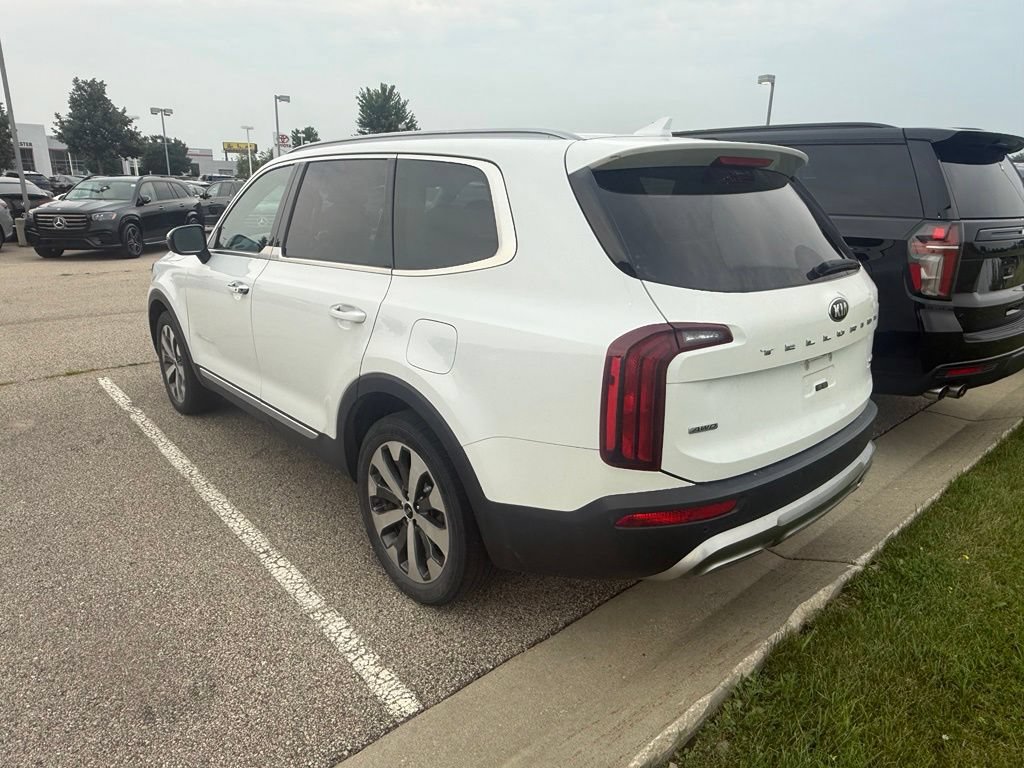Used 2020 Kia Telluride S AWD/4WD image 3