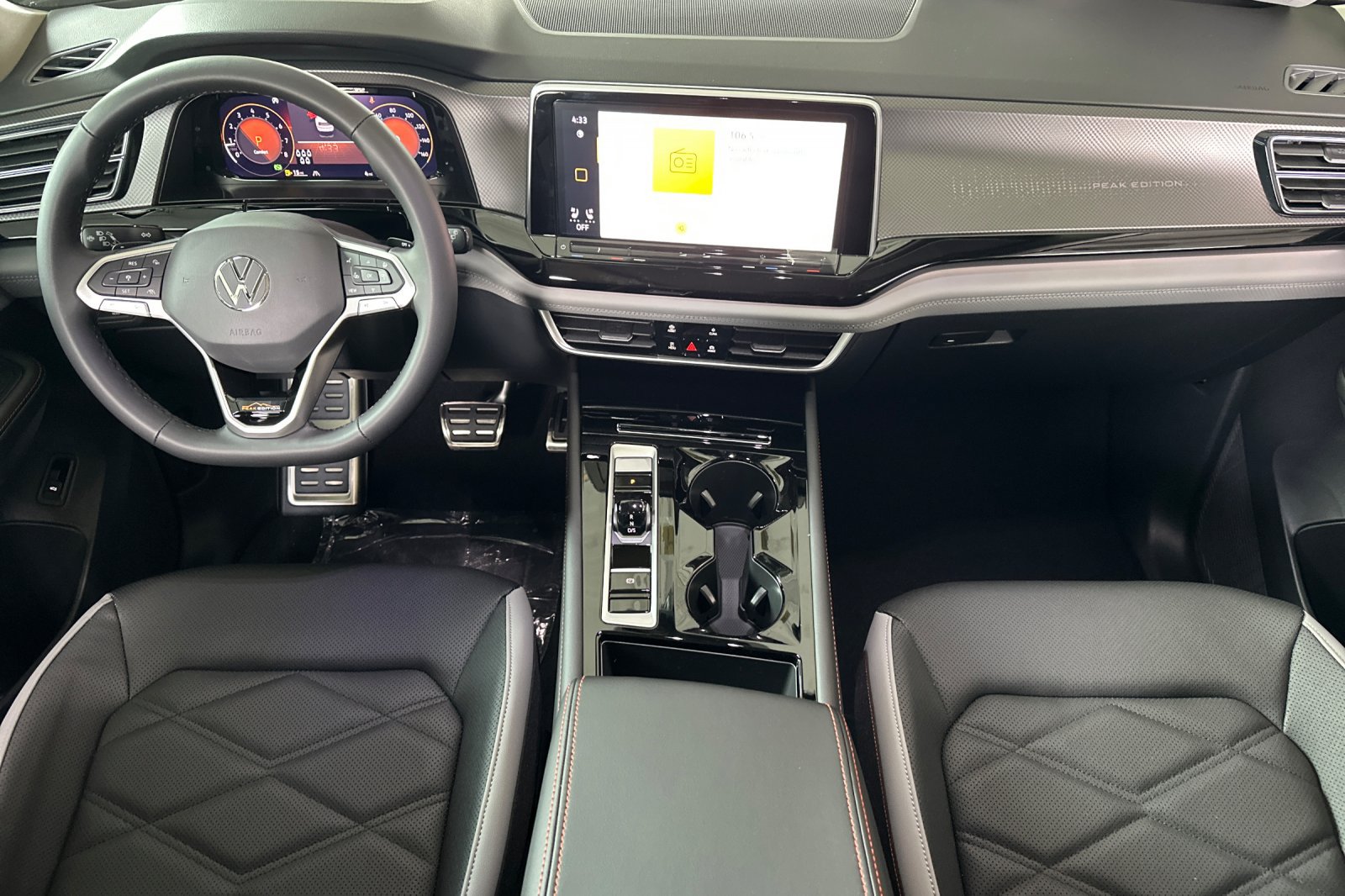 New 2026 Volkswagen Atlas Peak Edition AWD/4WD image 13