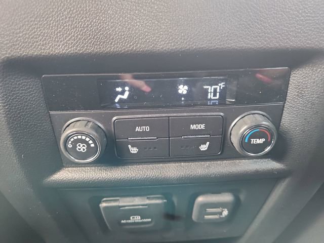 Used 2023 Chevrolet Traverse Premier AWD/4WD image 22