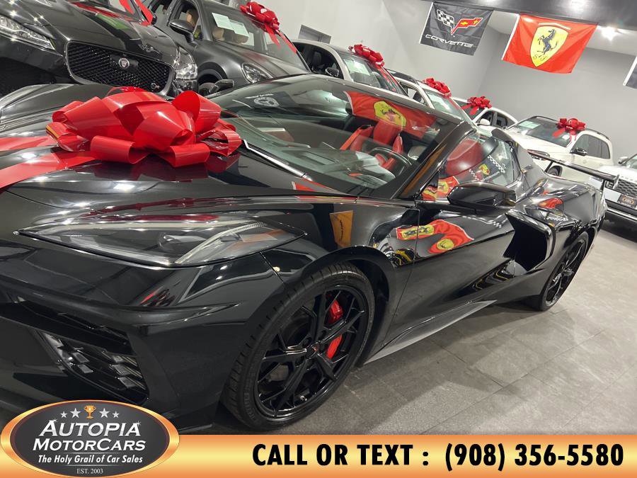 Used 2022 Chevrolet Corvette Stingray Premium Conv w/ Z51 Performance Package image 3