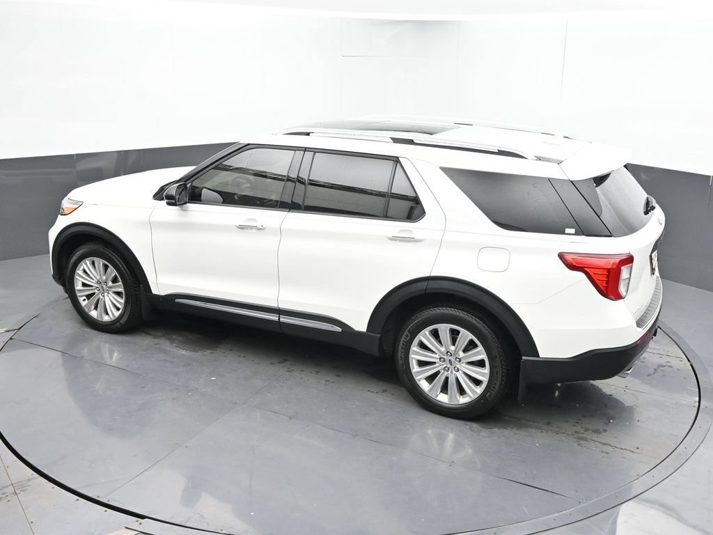 Used 2024 Ford Explorer Limited w/ Limited Technology Package AWD/4WD image 19