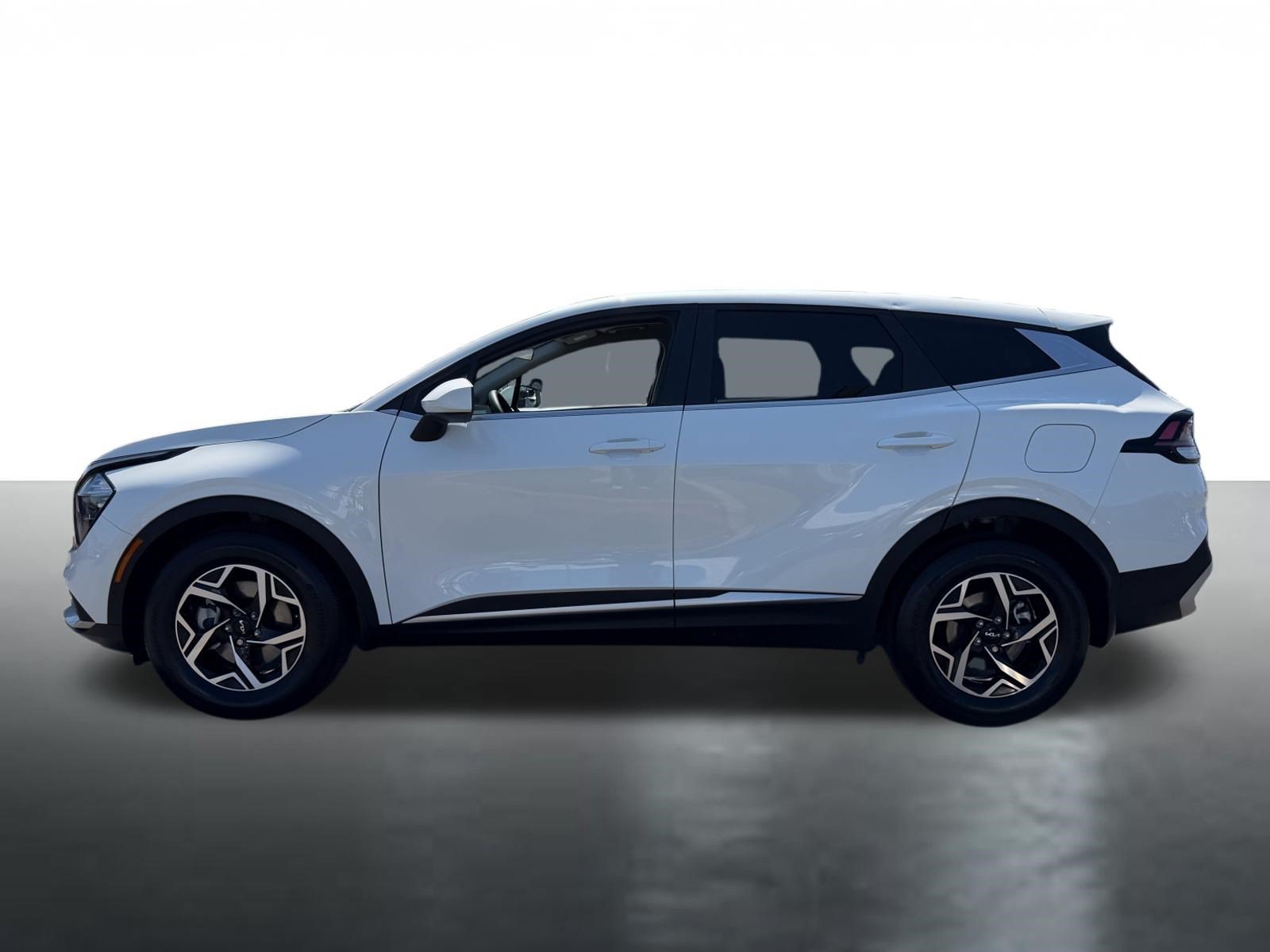 Certified 2023 Kia Sportage LX FWD image 5