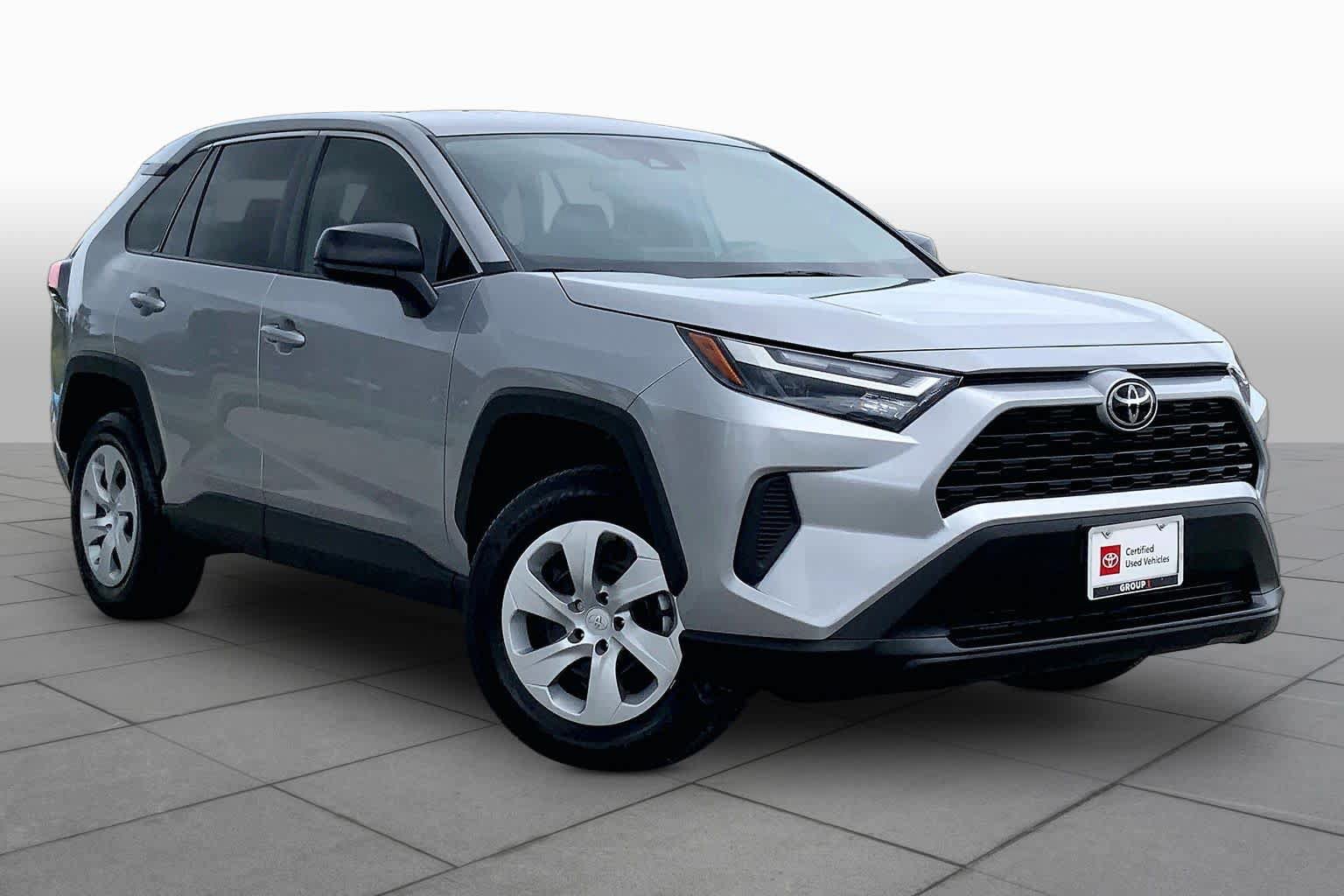 Certified 2025 Toyota RAV4 LE FWD image 3