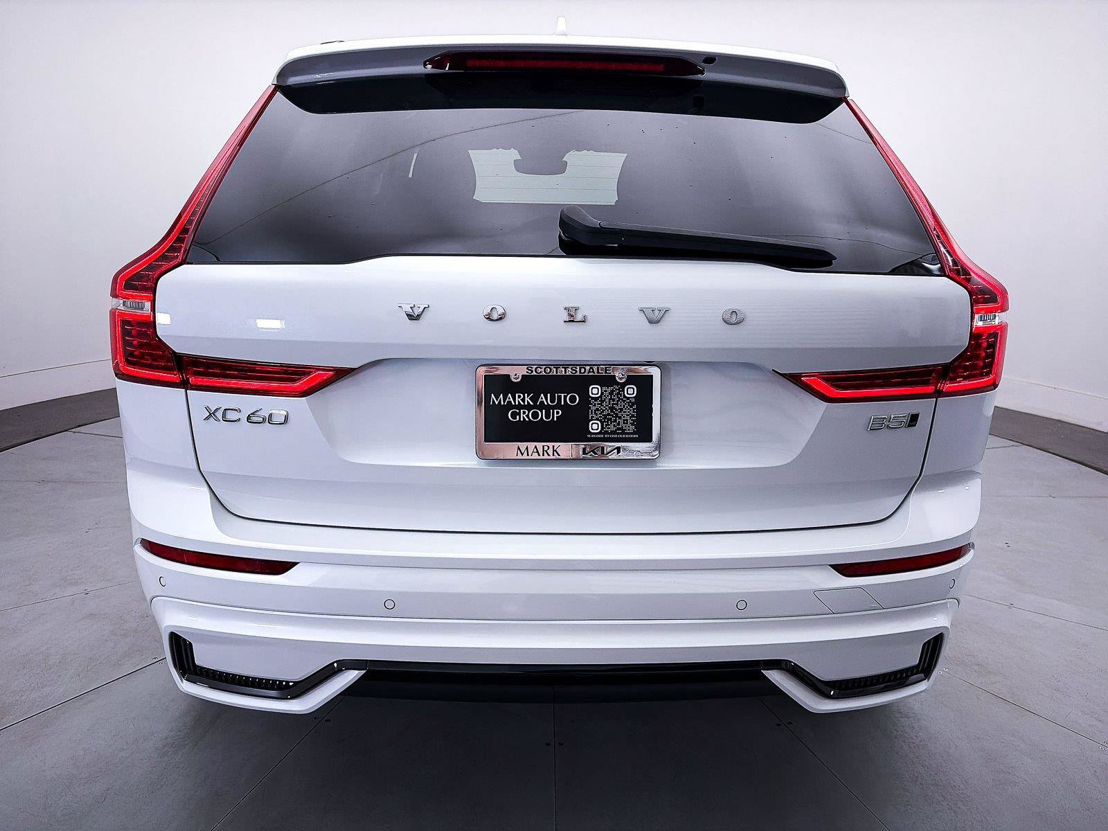 Used 2023 Volvo XC60 B5 Ultimate w/ Protection Package AWD/4WD image 41