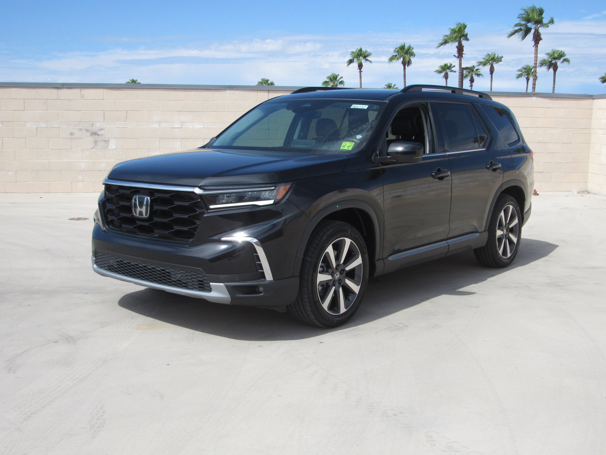 Certified 2025 Honda Pilot Touring