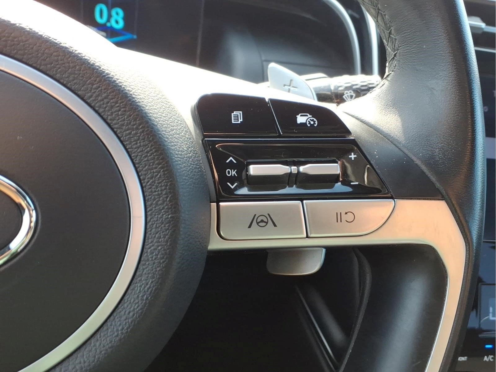 Used 2022 Hyundai Santa Cruz SEL Premium AWD/4WD image 17