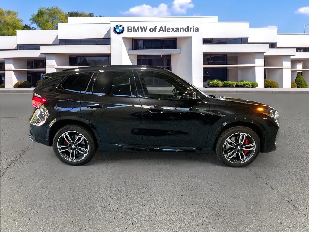Used 2024 BMW X1 M35i w/ M Sport Professional Package AWD/4WD image 4