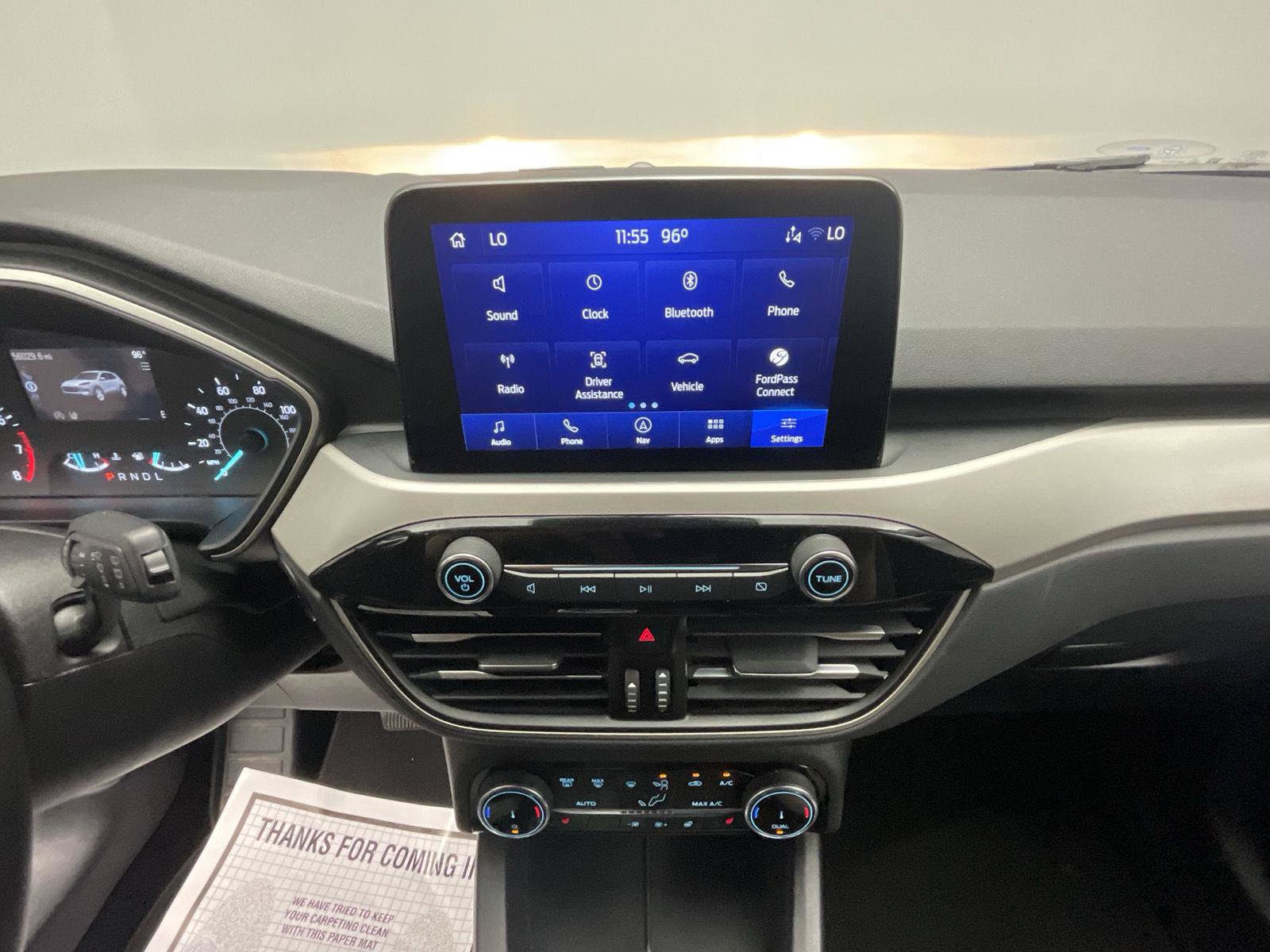 Used 2022 Ford Escape SE w/ SE Sport Appearance Package AWD/4WD image 15