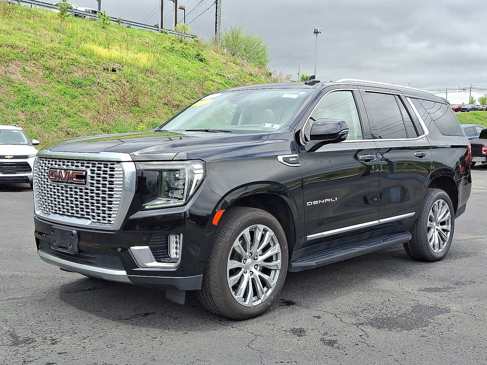 Used 2023 GMC Yukon Denali w/ Max Trailering Package AWD/4WD image 4
