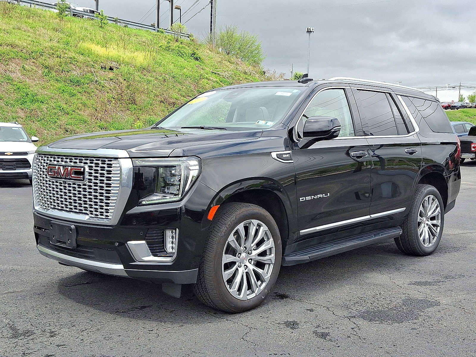 Used 2023 GMC Yukon Denali w/ Max Trailering Package AWD/4WD image 4