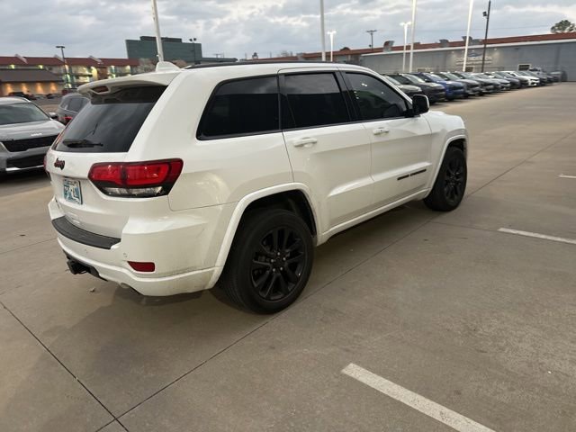 Used 2020 Jeep Grand Cherokee Altitude image 7