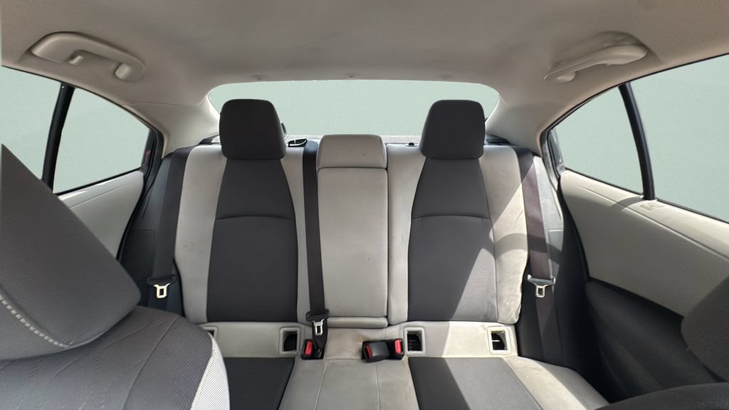 Used 2025 Toyota Corolla LE FWD image 10