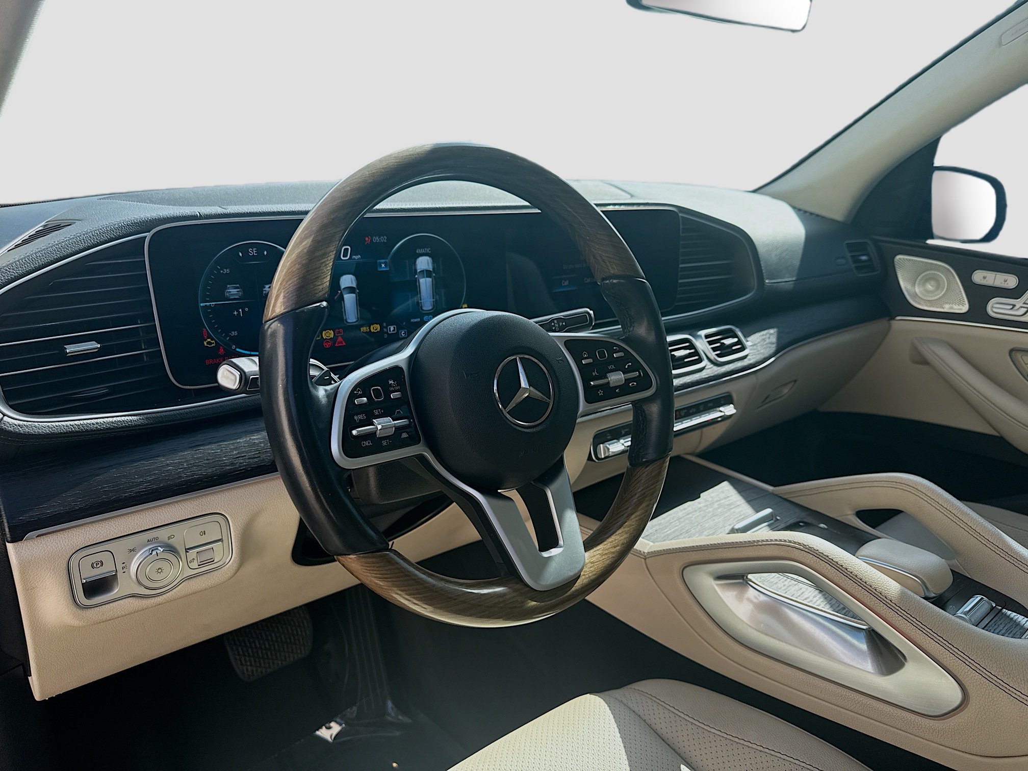 Used 2021 Mercedes-Benz GLS 450 4MATIC image 7