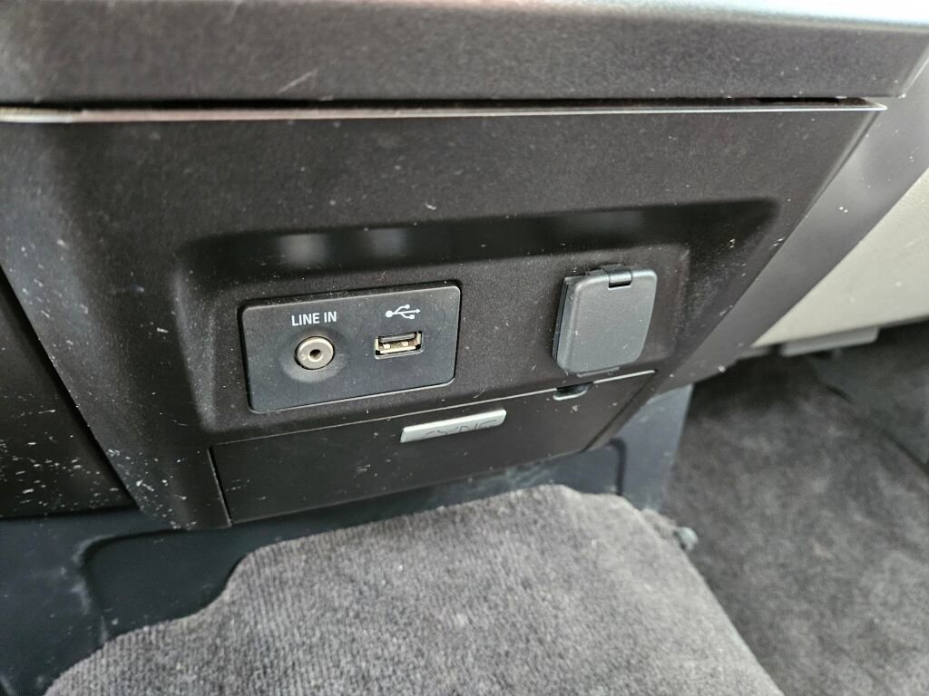 Used 2015 Ford F150 XLT image 20