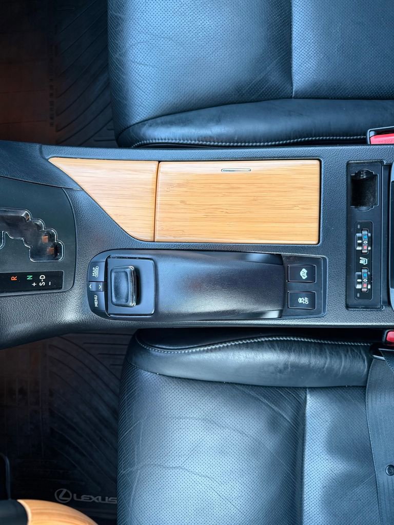 Used 2015 Lexus RX 450h AWD image 23