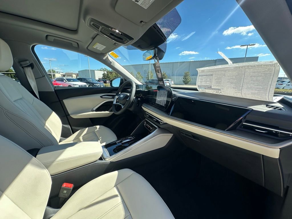 New 2025 Audi Q5 Premium Plus image 30