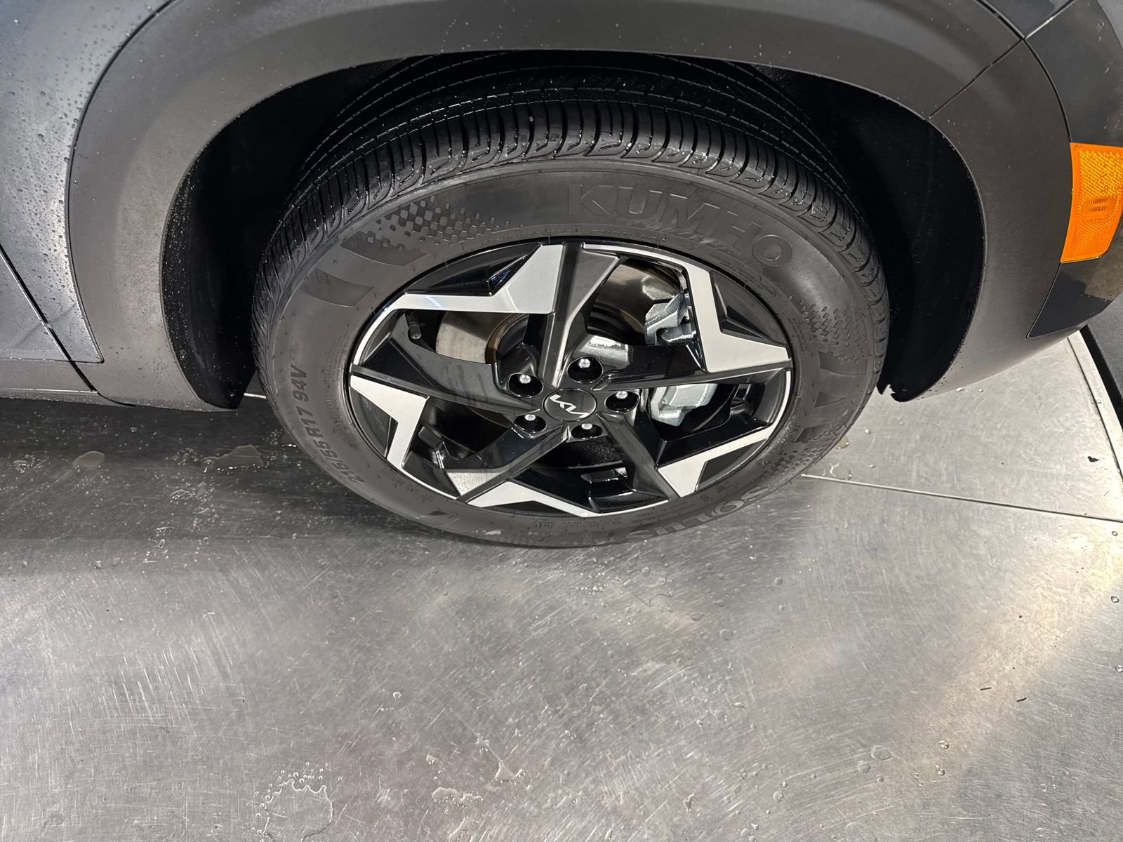 Certified 2025 Kia Seltos S AWD/4WD image 14